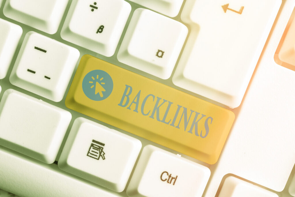 comparison chart of link building and content marketing for SEO effectiveness