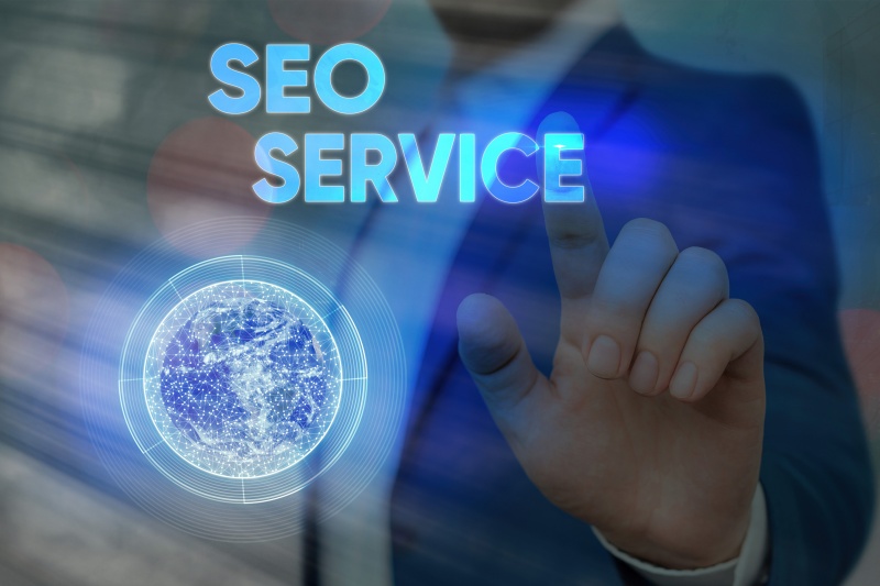 User experience (UX) impact on SEO showing mobile usability, fast loading, and intuitive navigation as key ranking factors for modern websites.